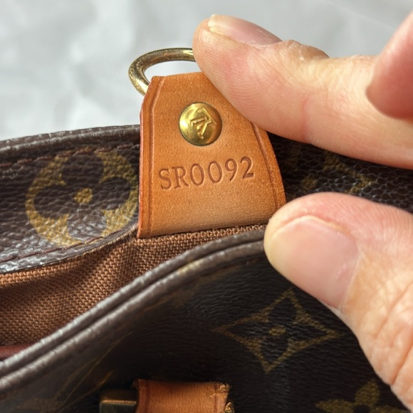 Authentic Louis Vuitton Monogram Vavin PM - Picture 10 of 11